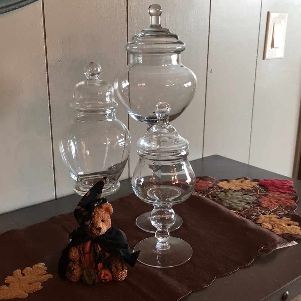 Apothecary jars